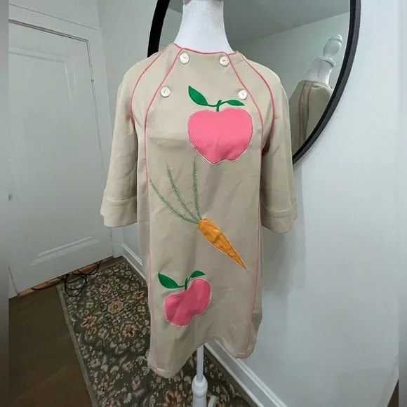 Stylish Beige Mini Dress with Fruit and Vegetable Design - Picture 3 of 8